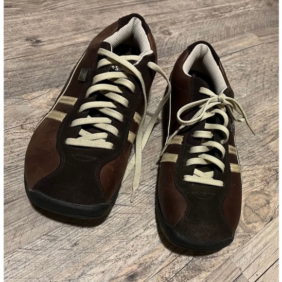 Skechers brown shoes - Picture 2 of 5